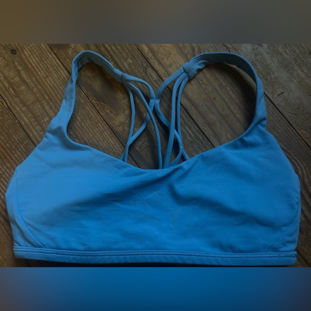 Lululemon Free To Be Zen Bra